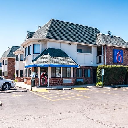Motel 6 Chicago - Elk Grove Elk Grove Village Zewnętrze zdjęcie