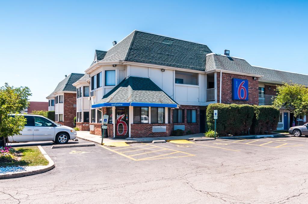 Motel 6 Chicago - Elk Grove Elk Grove Village Zewnętrze zdjęcie