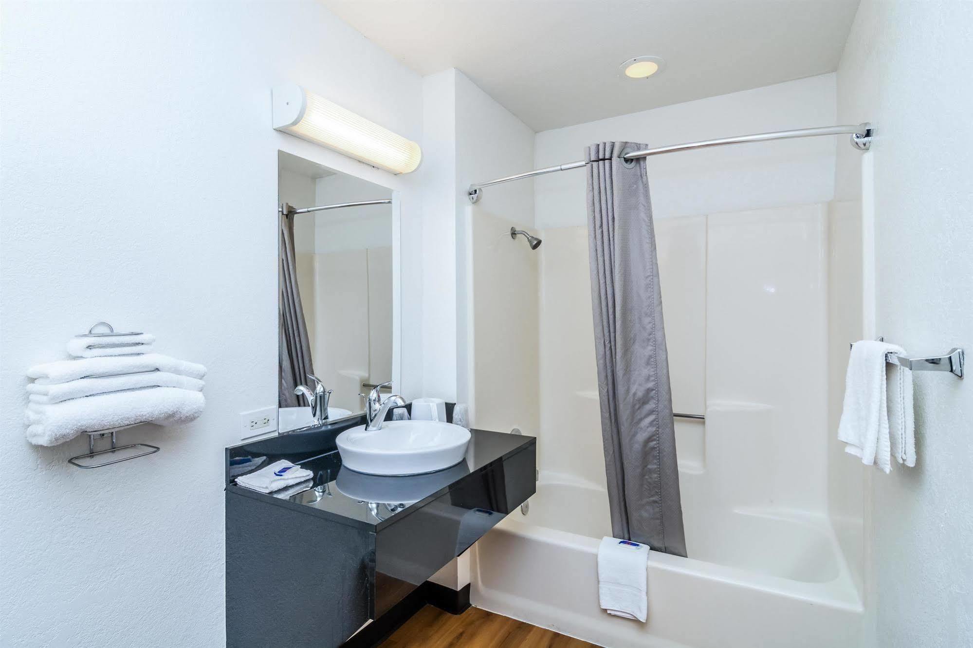 Motel 6 Chicago - Elk Grove Elk Grove Village Zewnętrze zdjęcie