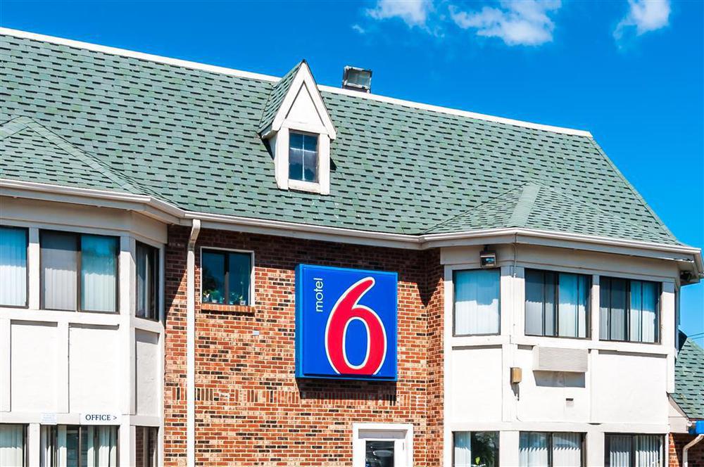 Motel 6 Chicago - Elk Grove Elk Grove Village Zewnętrze zdjęcie